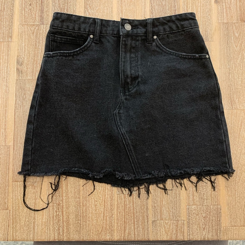 Forever 21 Black Jean Skirt Small